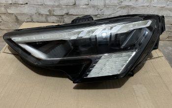 Orig. Audi Linker Matrix LED Scheinwerfer 8Y0941035